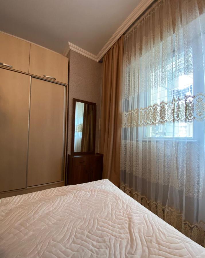 Gorgiladze Black Sea Apartment Батуми Екстериор снимка