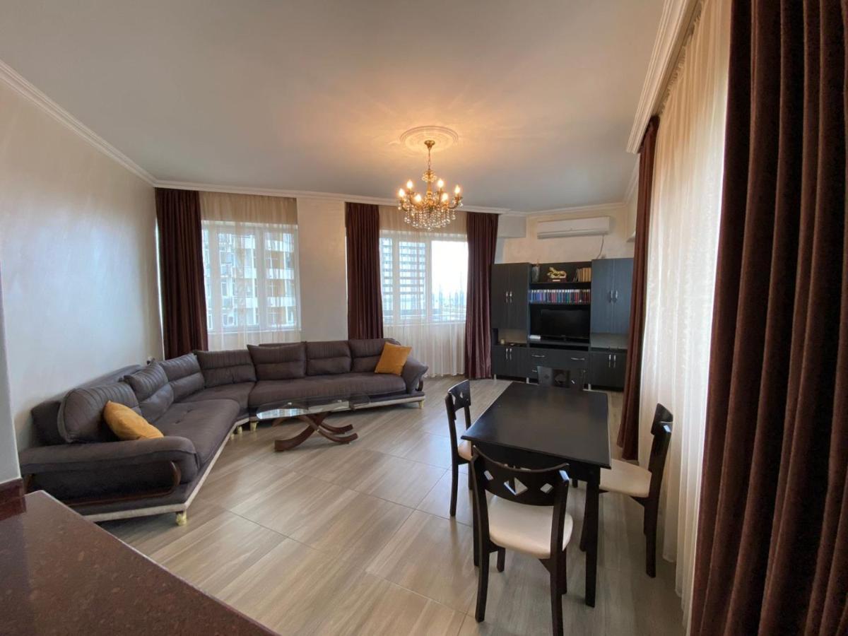 Gorgiladze Black Sea Apartment Батуми Екстериор снимка